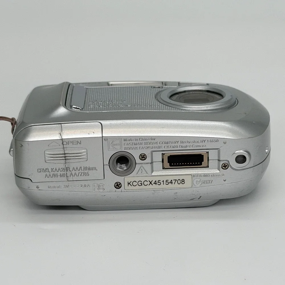 Kodak EasyShare CX7300 Digital Camera 3.2MP Silver Point and Shoot 37mm Lens